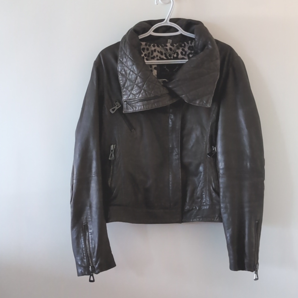 Bod & Christiansen Classic Women's Black Leather Jacket - Quilted Collar